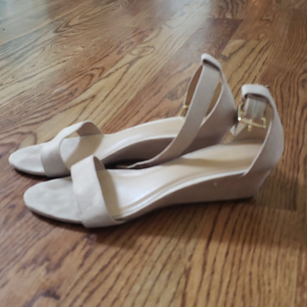 Old Navy Sandals